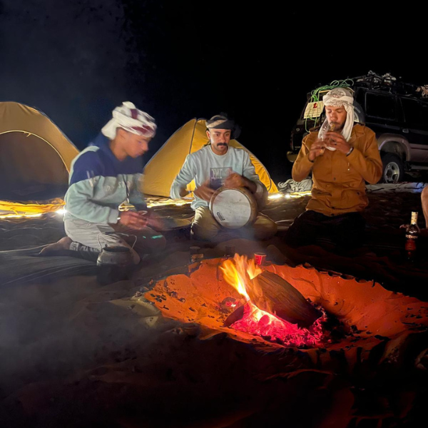 White desert Camping, White Desert Egypt Tours